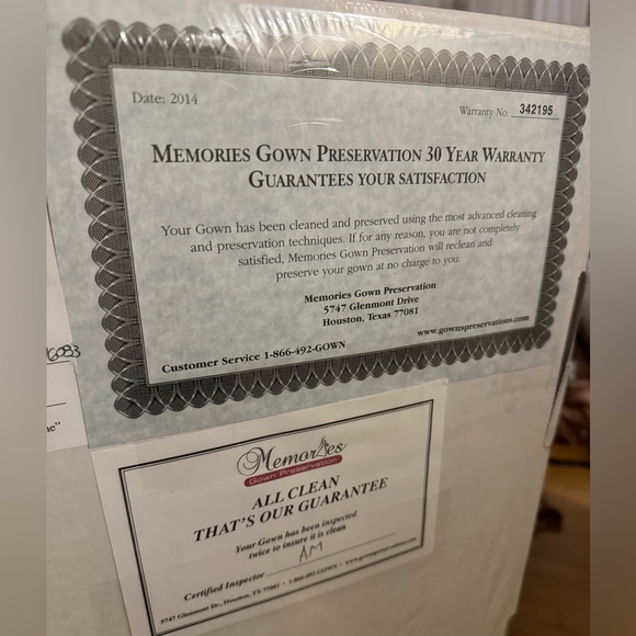 White by Vera Wang Wedding Dress - Picture 9 of 11